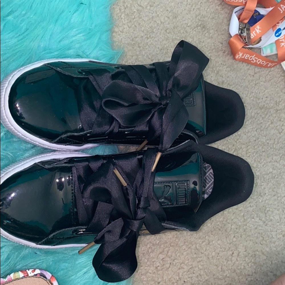 Black pumas